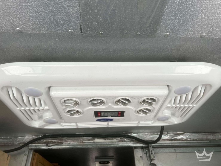 2014-freightliner-mt55-image-18