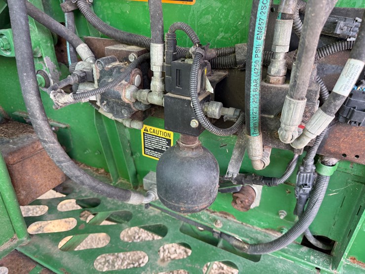 2009-john-deere-9870-sts-image-95