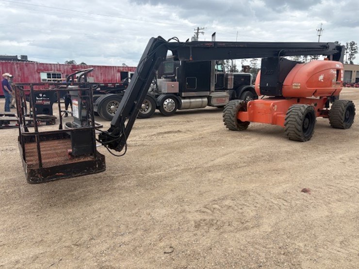 2007-jlg-800aj-image-3