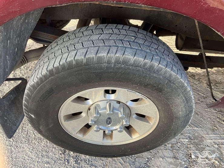 2008-ford-f250-image-25