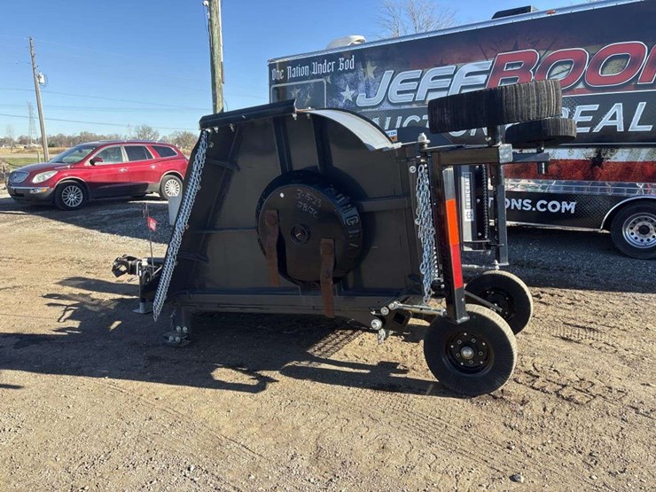 ironcraft-2512-12ft-batwing-rotary-mower-image-2