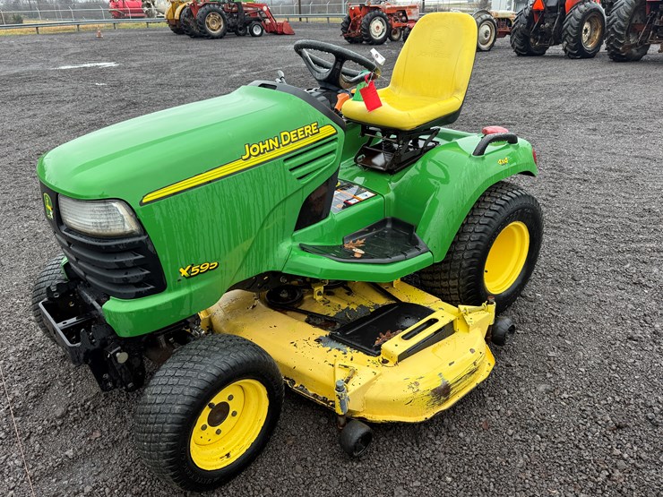 john-deere-x595-image-1