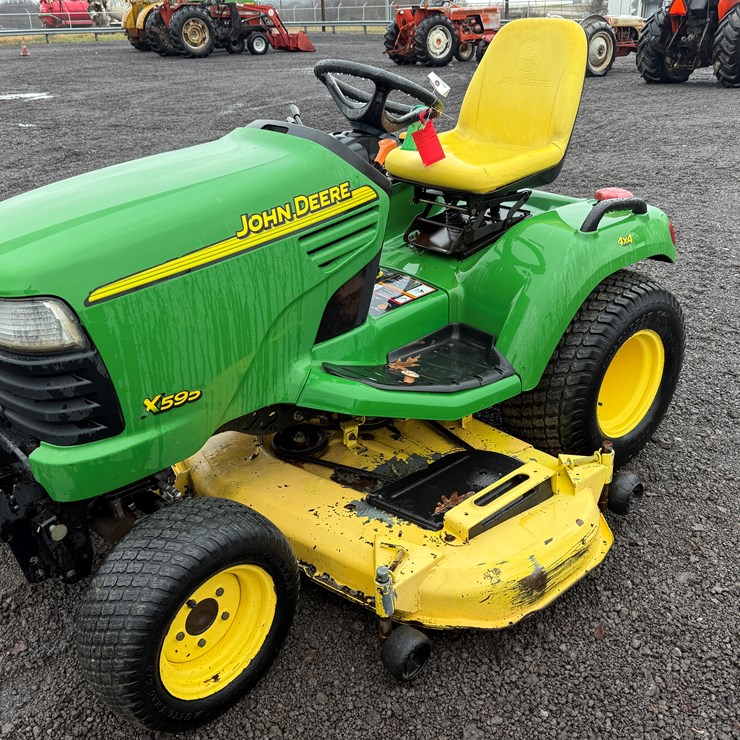 JOHN DEERE X595