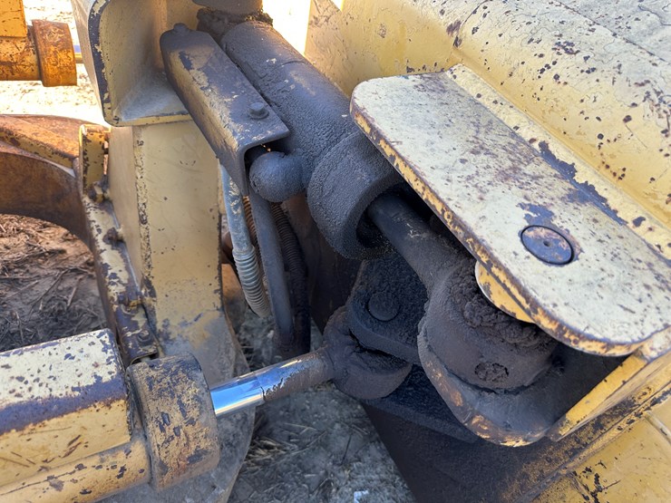 1995-caterpillar-d5c-image-31