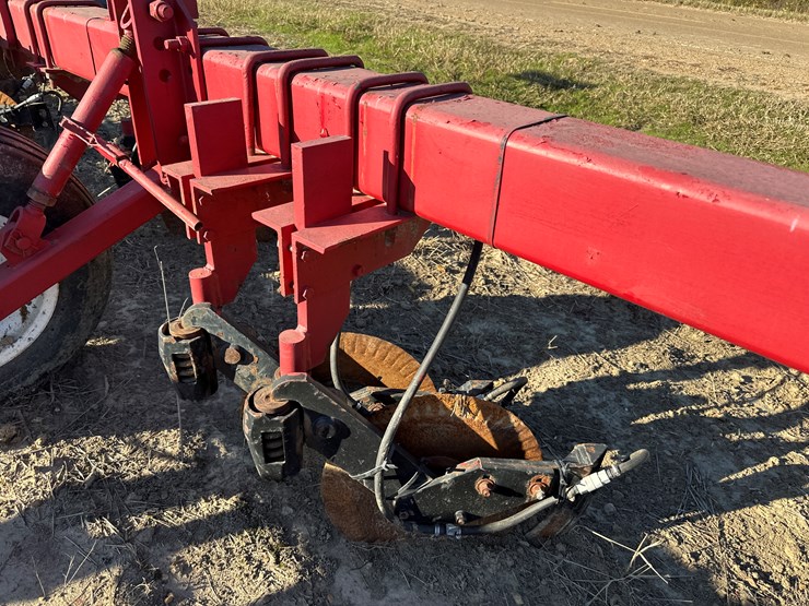 #33740-•-~20'-row-crop-cultivator-image-30