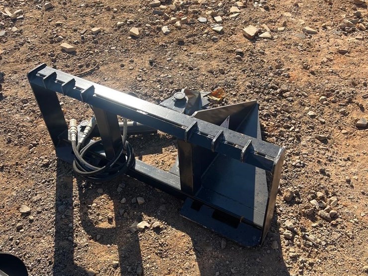 jct-skid-steer-hydraulic-post-puller-image-2