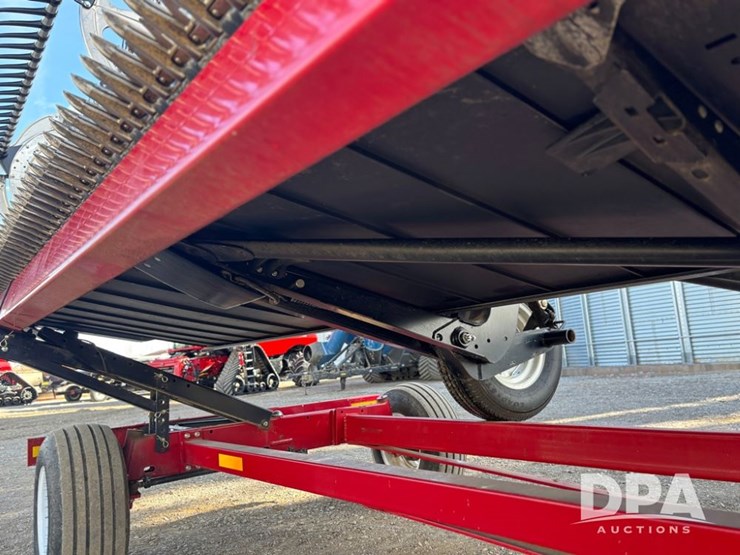 2023-mac-don-fd240-image-37