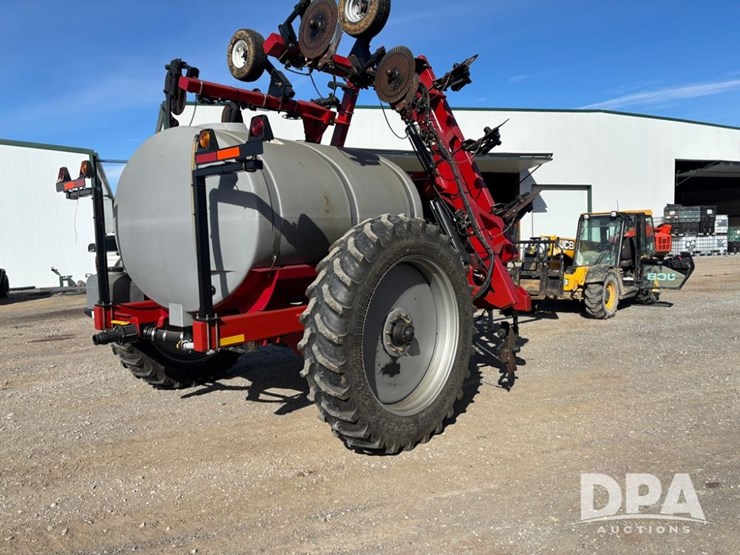 case-ih-2800-image-11