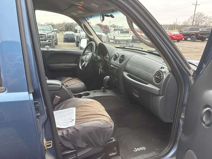 2004-jeep-liberty-image-20