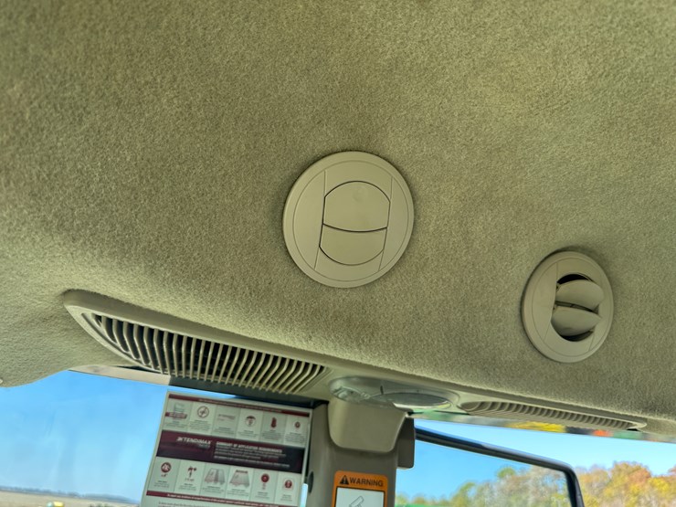 2016-john-deere-90-image-96