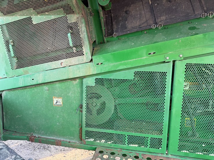 2009-john-deere-9870-sts-image-89