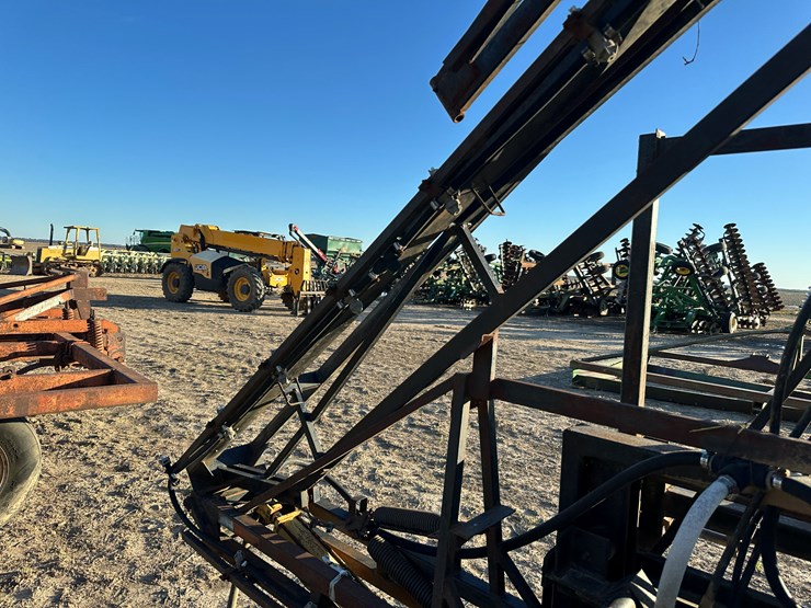 #33754-•-~25'-spray-boom-image-10