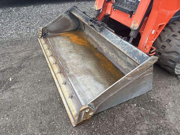 kubota-svl97-2-image-9