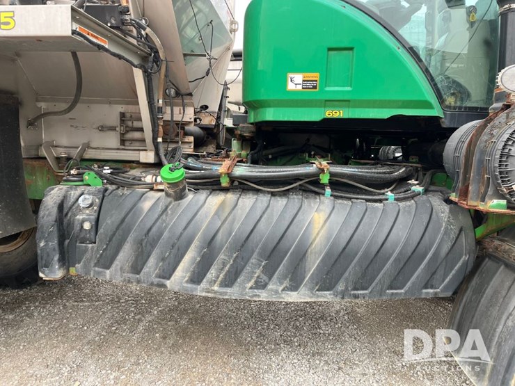 2017-john-deere-f4365-image-24