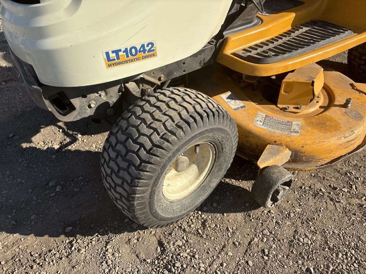 cub-cadet-1042-lawn-mower-image-7