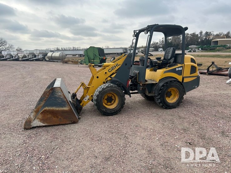 2013-gehl-540-image-2