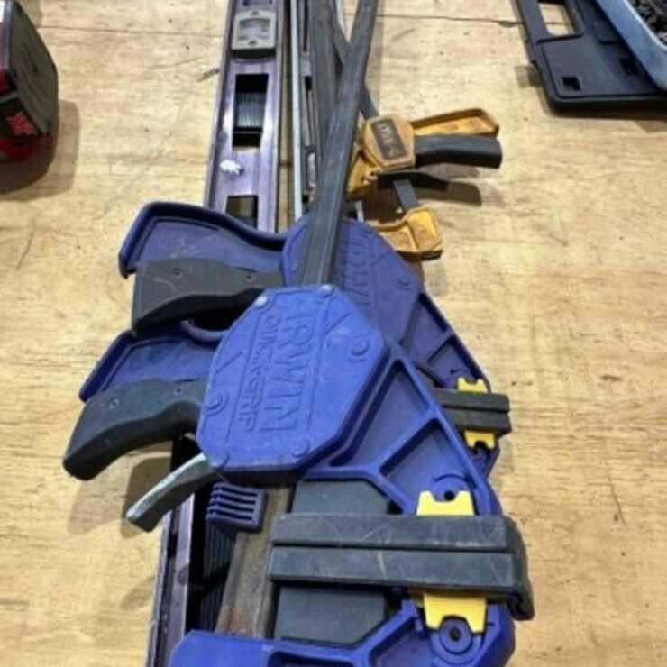 3 Levels & 3 quick clamps