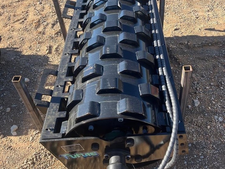 future-59in-hydraulic-skid-steer-brush-cutters-image-2