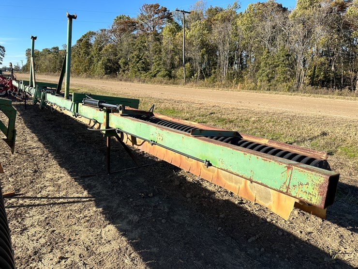 #33738-•-~22'-hooded-sprayer-image-1