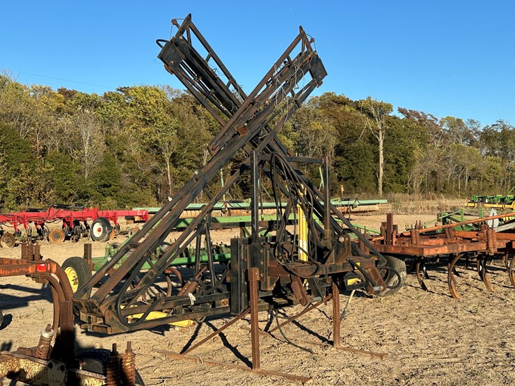 #33754-•-~25'-spray-boom-image-2