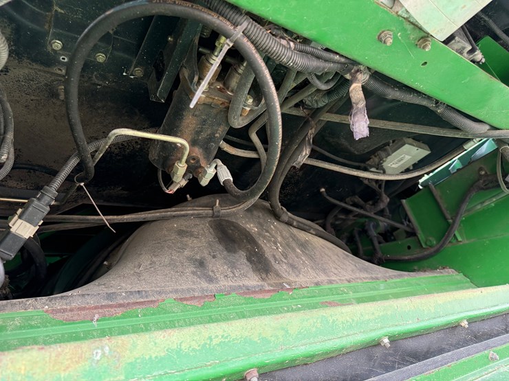 2009-john-deere-9870-sts-image-32