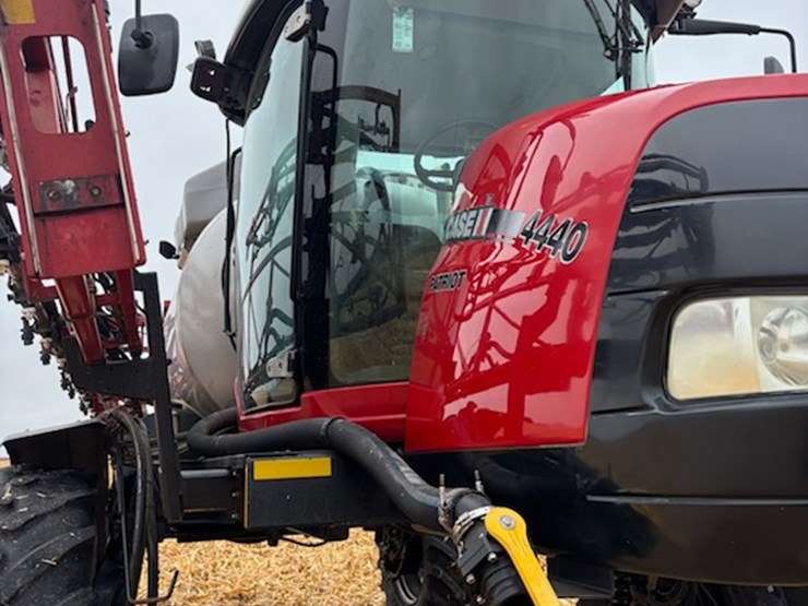 2016-case-ih-2016-image-24