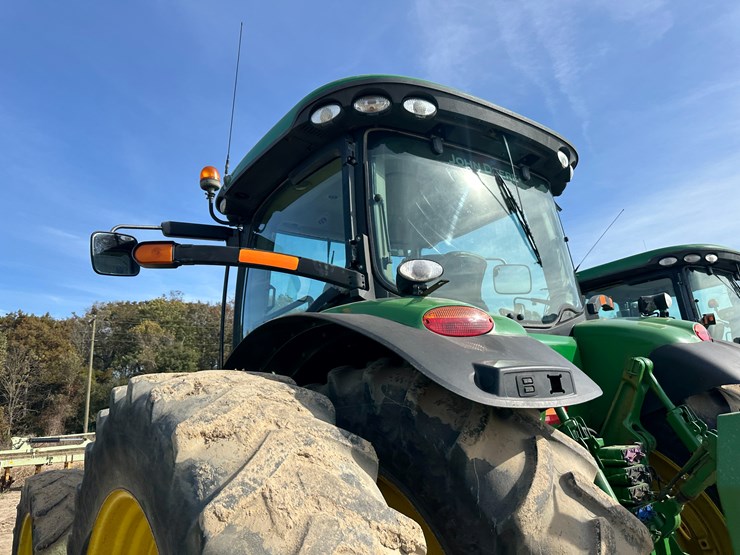 2012-john-deere-8360r-image-26