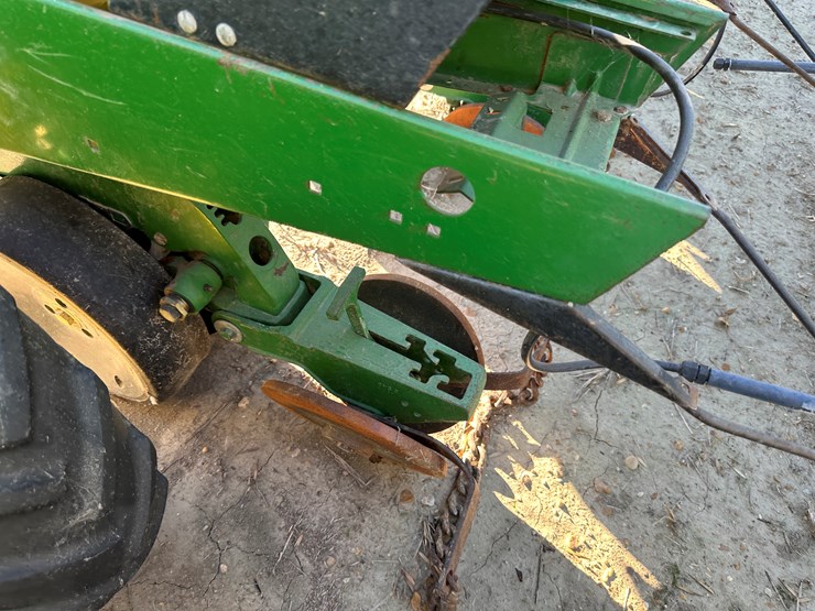john-deere-1720-image-19