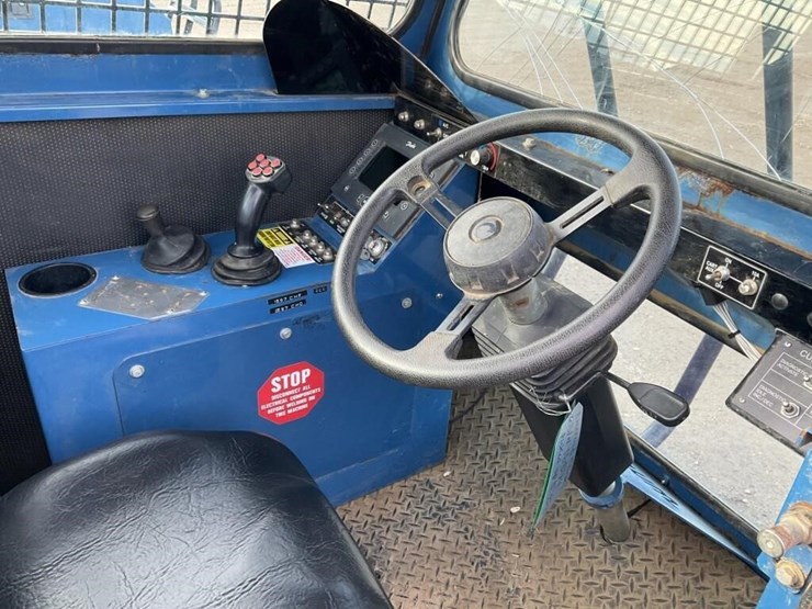 weiss-mcnair-magnum-x-s.p.-nut-harvester,-diesel-image-28