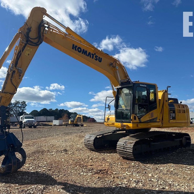 2021 KOMATSU PC210 LC-11
