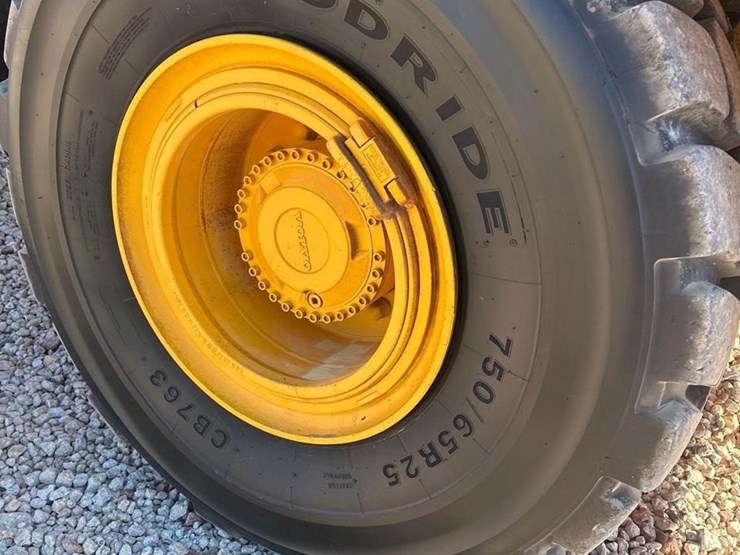 2016-volvo-a30g-image-11