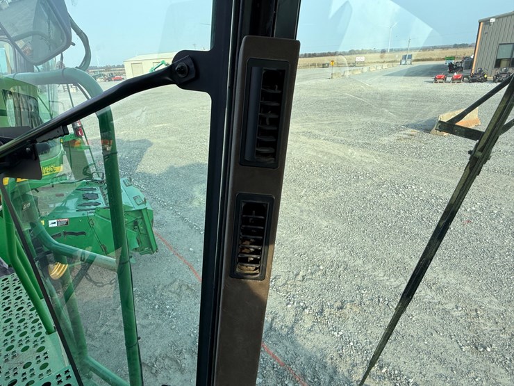 2009-john-deere-9870-sts-image-134