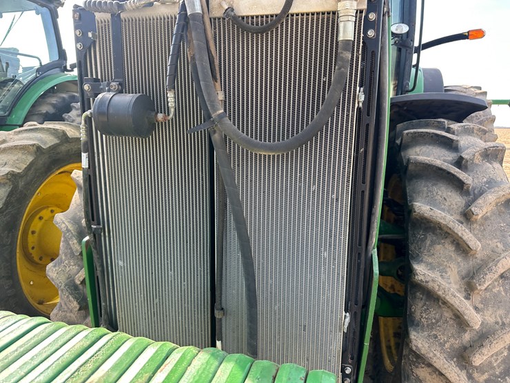2012-john-deere-8360r-image-51