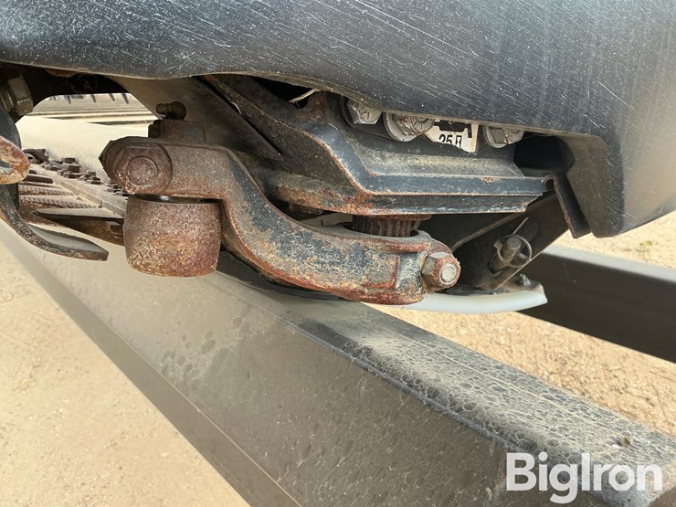 2020-mac-don-fd135-image-9