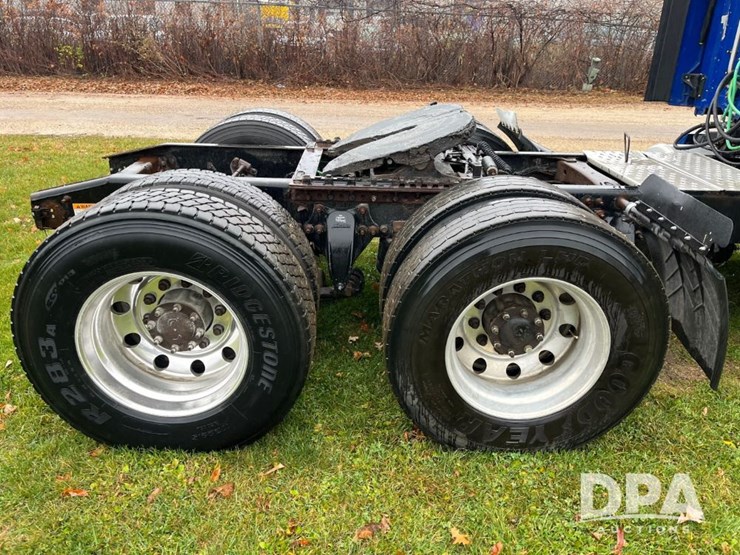 2013-freightliner-truck-(jn3436,-unit-4076)-image-32