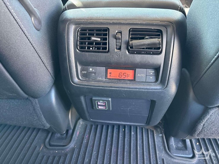 2018-nissan-pathfinder-image-23