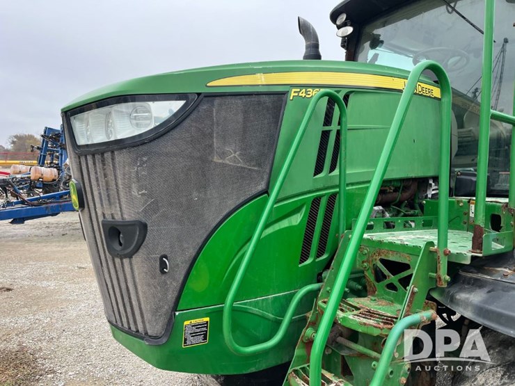 2017-john-deere-f4365-image-13