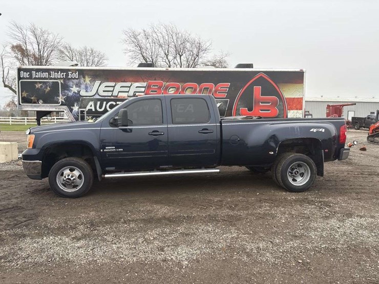 2008-gmc-3500-image-2
