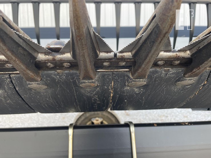 2024-case-ih-fd240-image-19