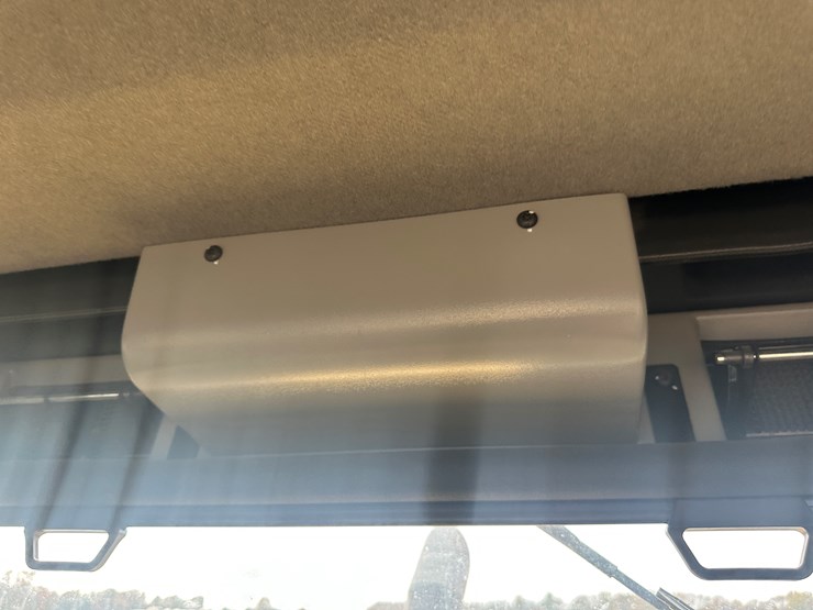 2022-caterpillar-140gc-image-93