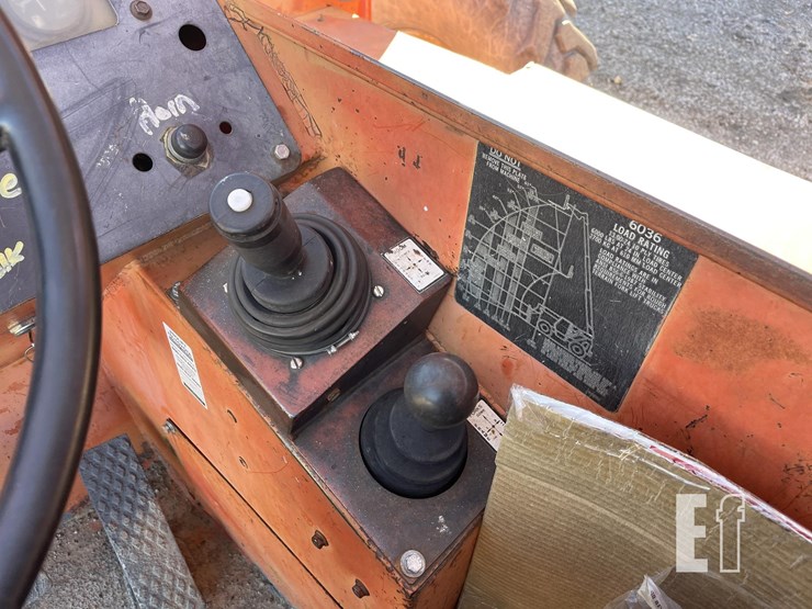 sky-trak-6036-image-14