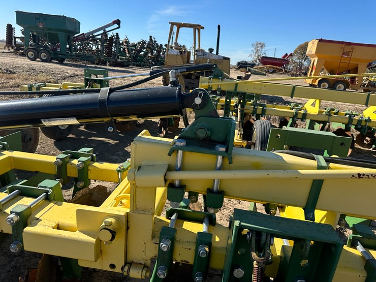 #33730-•-roll-a-cone-16-row-30"-hipper-image-20