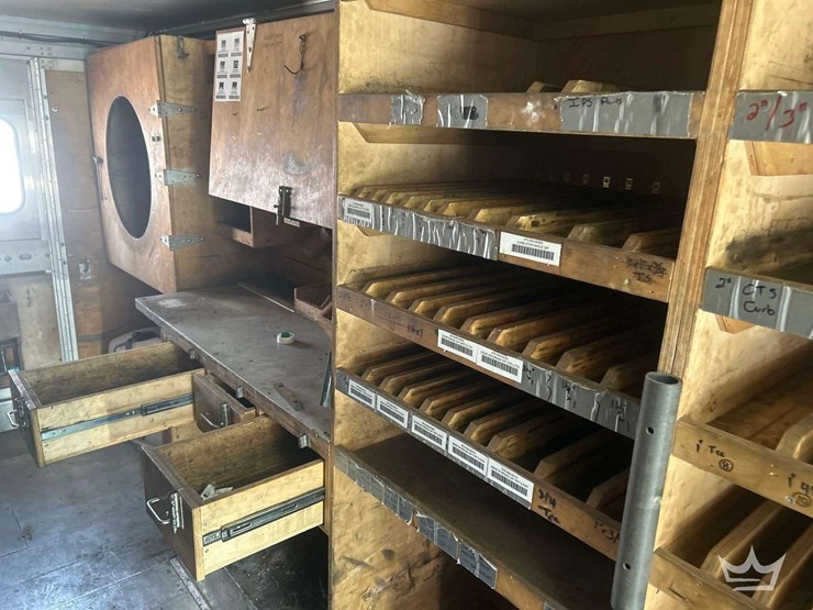 2017-freightliner-mt55-image-26