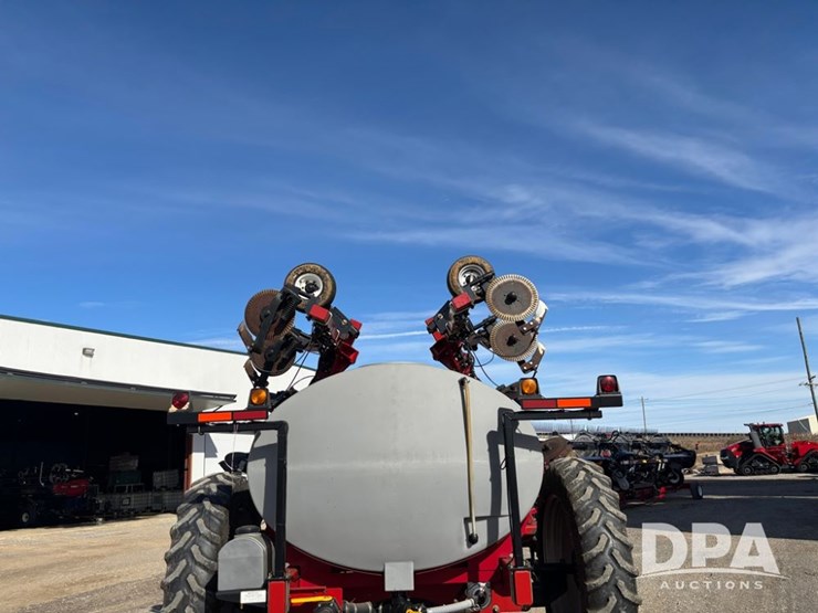 case-ih-2800-image-8