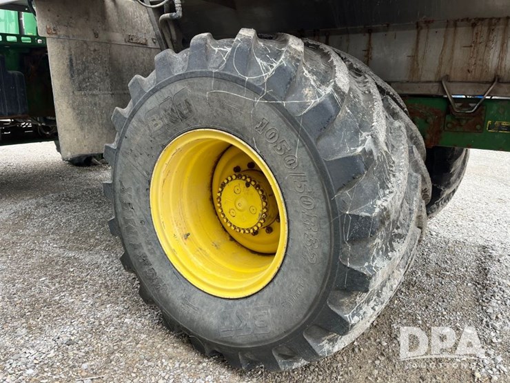 2017-john-deere-f4365-image-37