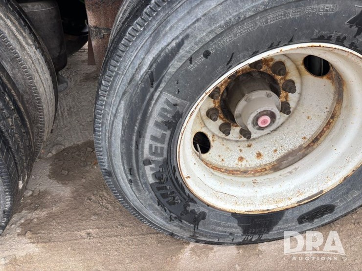 2012-manac-extendable-flatbed-image-40