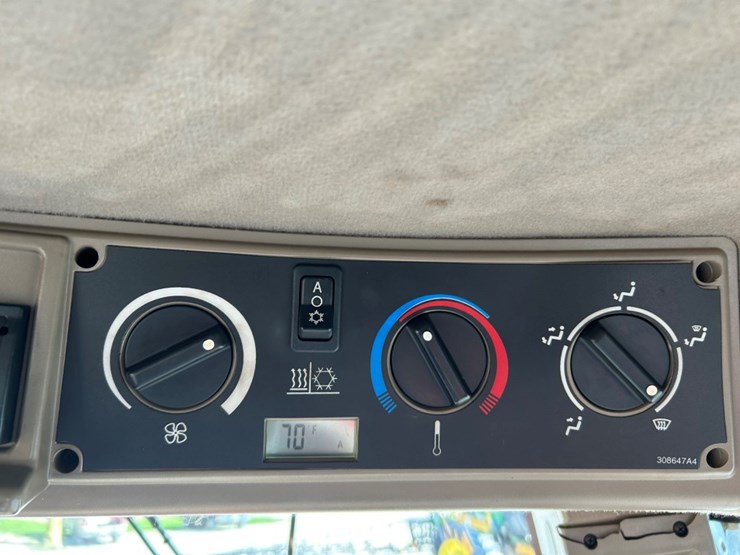 2003-case-ih-stx425-image-42