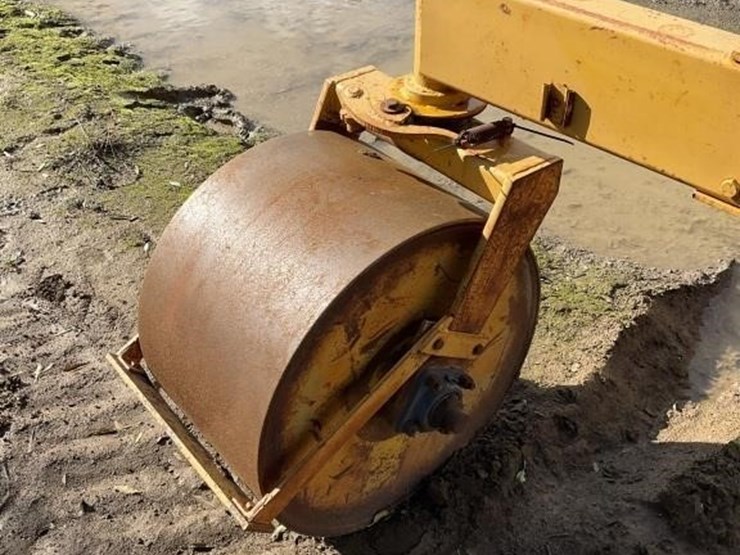 marvin-16'x30'-triplane-image-13