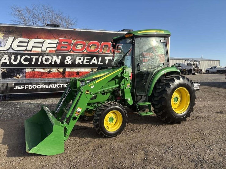 john-deere-4052r-image-1