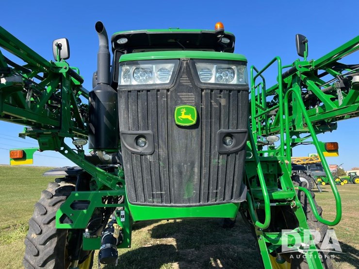 2021-john-deere-r4044-image-27
